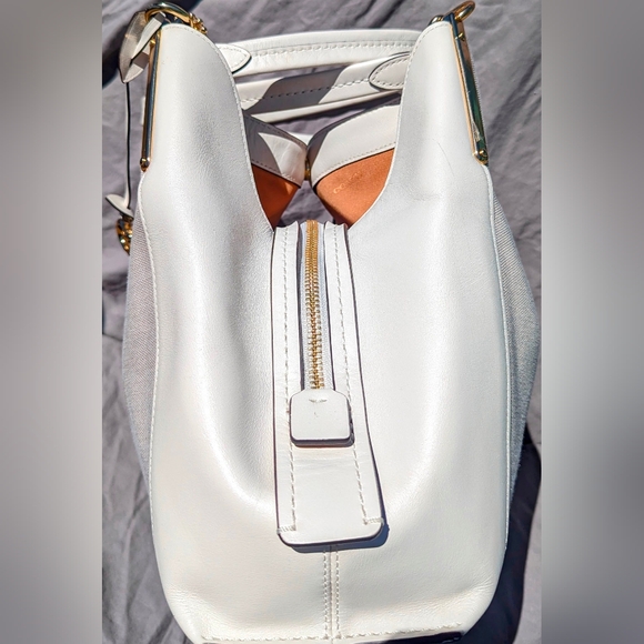 Coach Dalton 31 Horse & Carriage, Jacquard & Leather Shoulder Bag, White & Cream - Picture 4 of 8